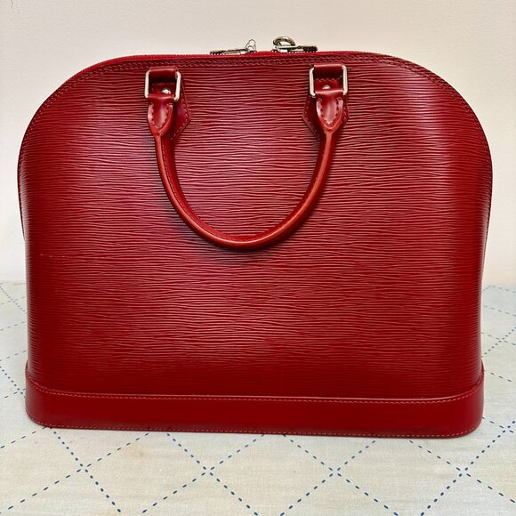 Timeless LV Alma GM in Rubis Red - Picture 4 of 12